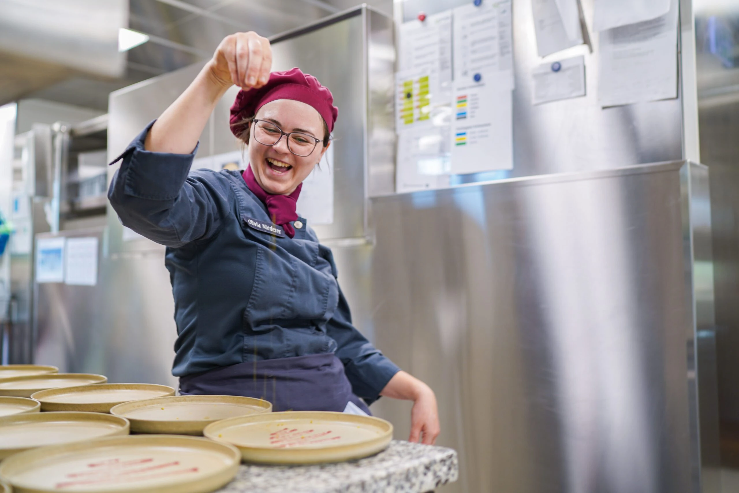 Olivia Niederer, Köchin